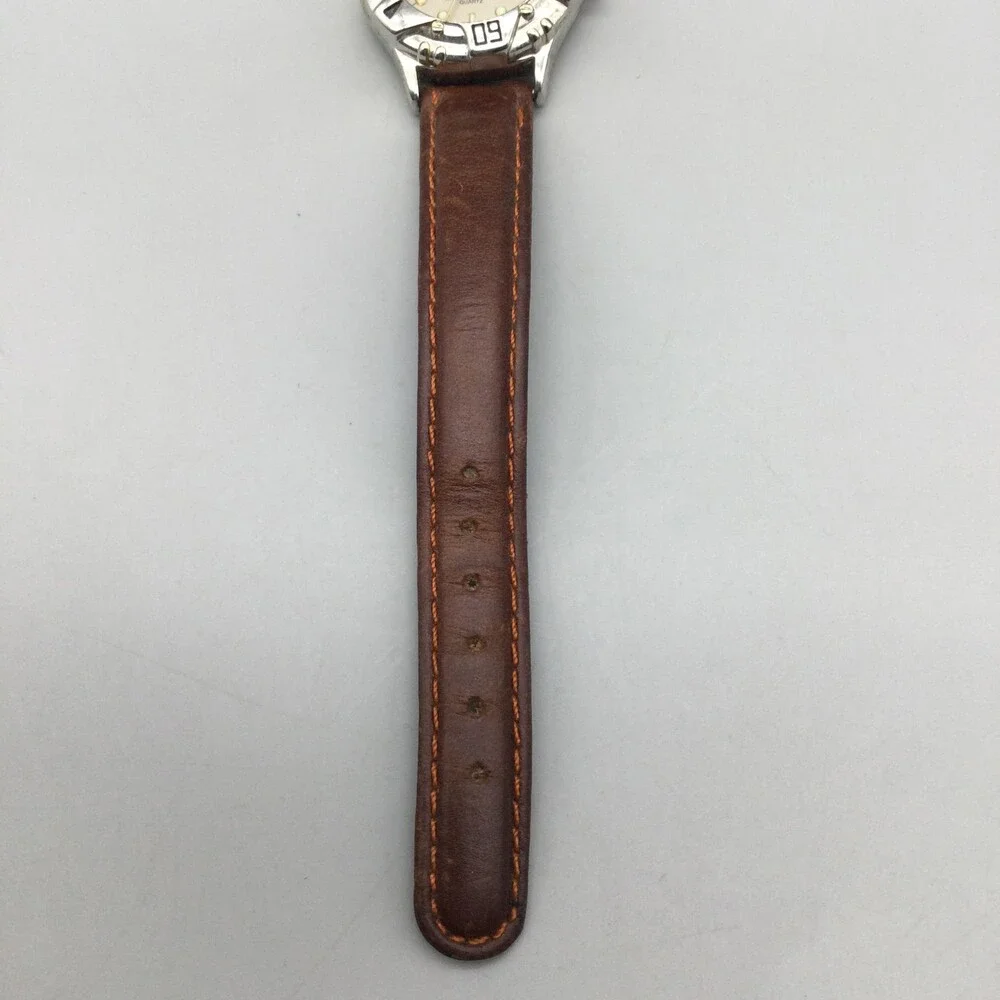 Vintage Guess Waterpro Womens Watch 28mm Champagne Dial Leather New Battery